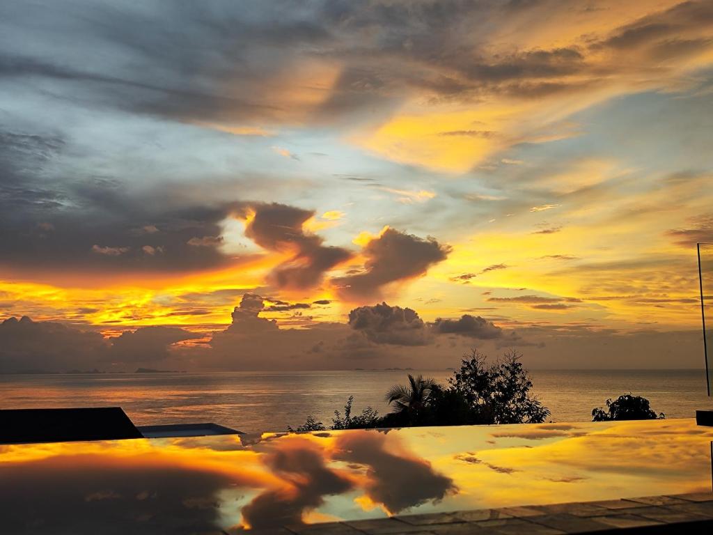 Harmony Villa, piscine privée à débordement vue mer ! – Koh Phangan
